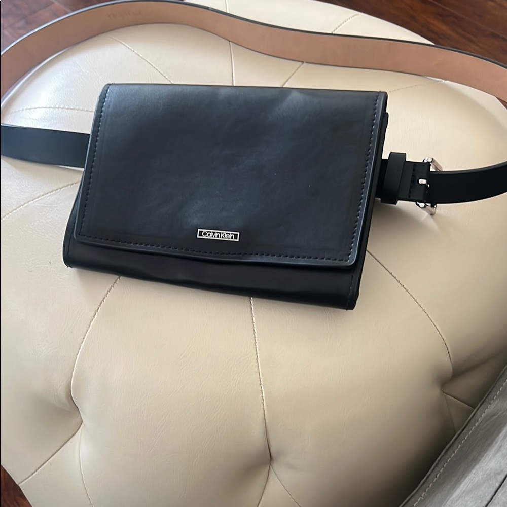 Calvin Klein Black Belt Bag Sleek Leather Design